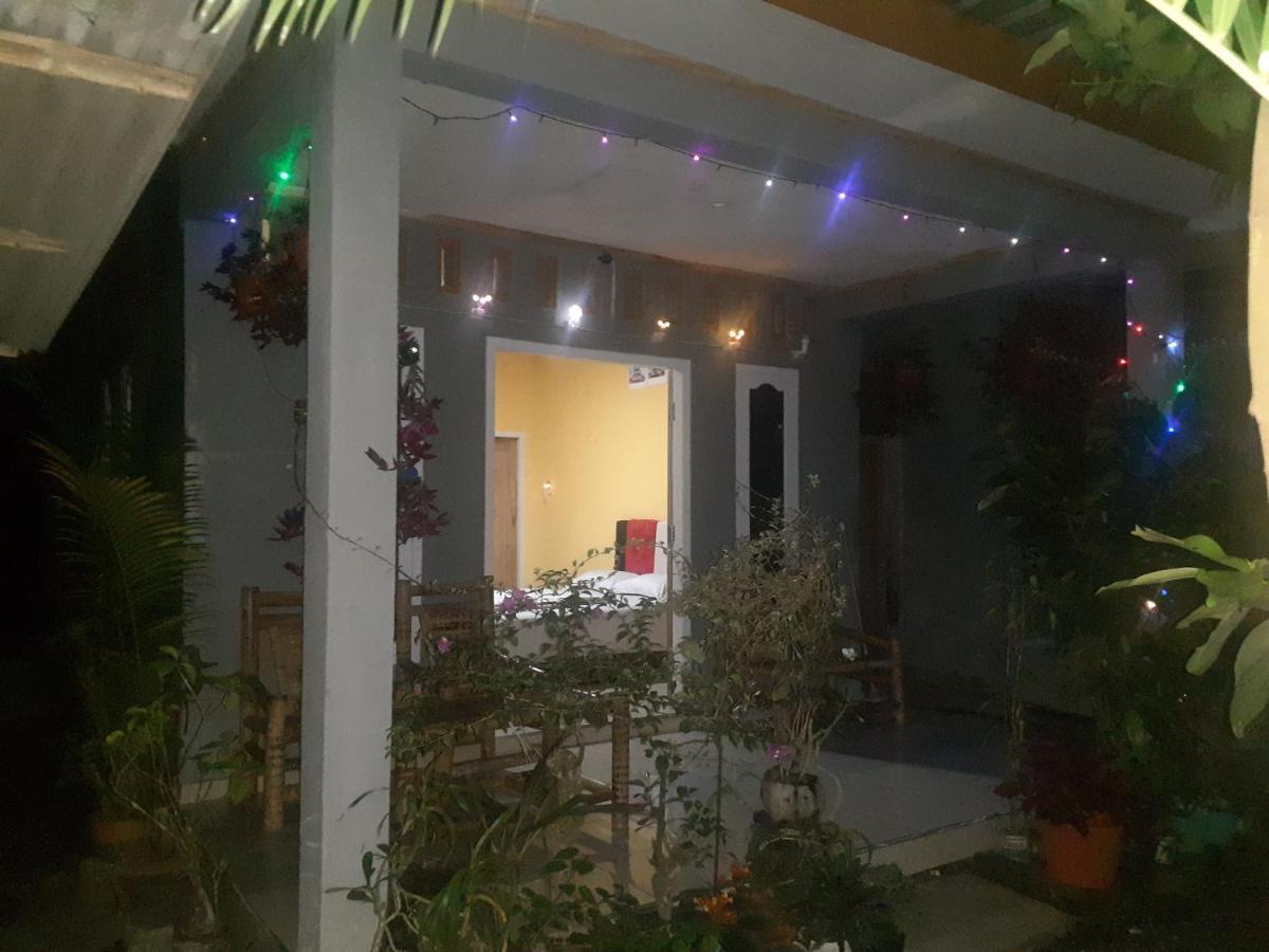 טטבאטו Eltari Homestay מראה חיצוני תמונה